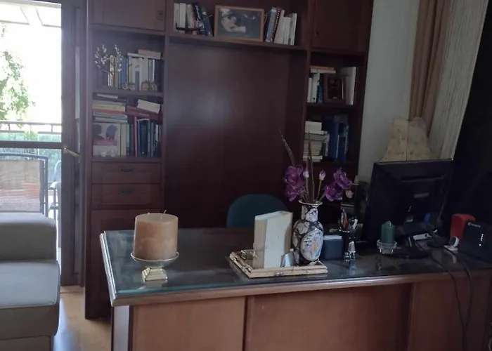 By The River Near Meteora Vilă Tríkala